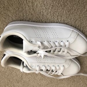 Women’s Adidas Cloud Foam Sneakers size 10